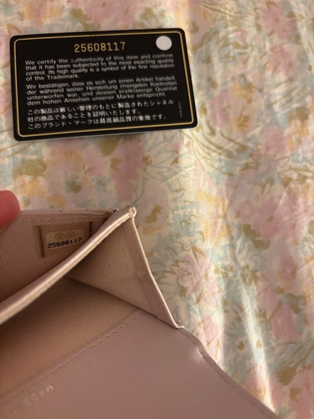 chanel lambskin quilted flap card holder in pink - Picture 5 of 8
